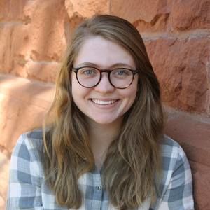 Meet your Posher, Claire